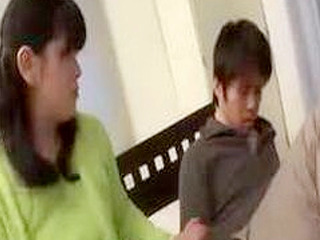 Japanese Mother's Steamy XXX Fuckfest in Tokyo Nippon